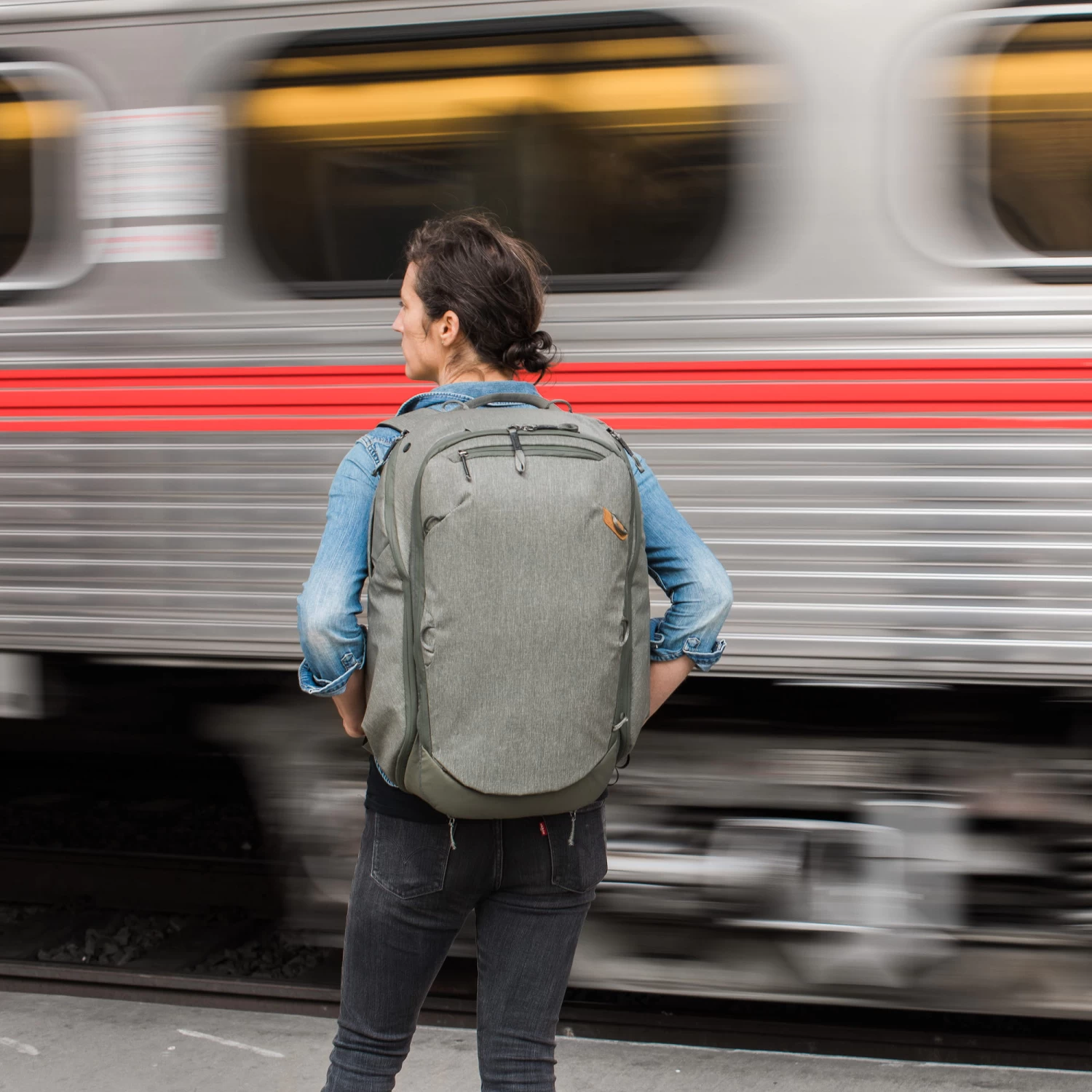 Peak Design Travel Backpack 45L Reise- Und Fotorucksack - Sage (Salbeigrün) – Bild 3