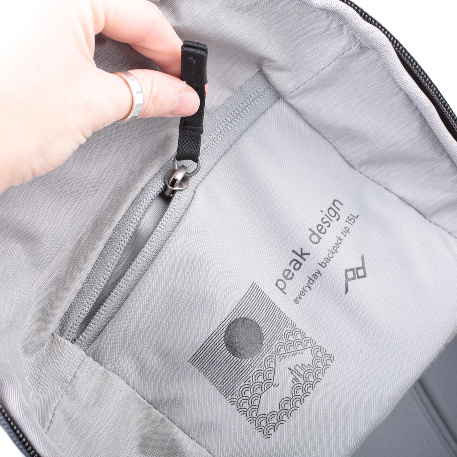 Peak Design Everyday Backpack V2 Zip Foto-Rucksack 15 Liter - Black (Schwarz) – Bild 11