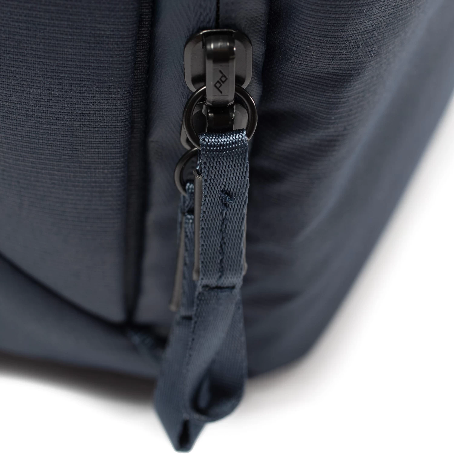 Peak Design Everyday Sling V2 6 Liter - Midnight (Blau) – Bild 7