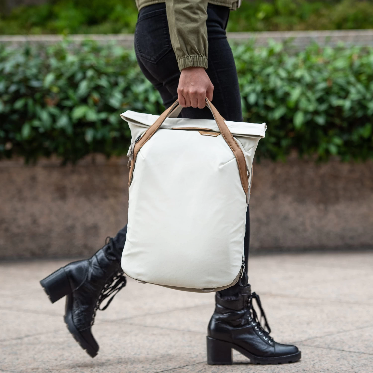 Peak Design Everyday Totepack V2 20 Liter - Bone (Beige) – Bild 12