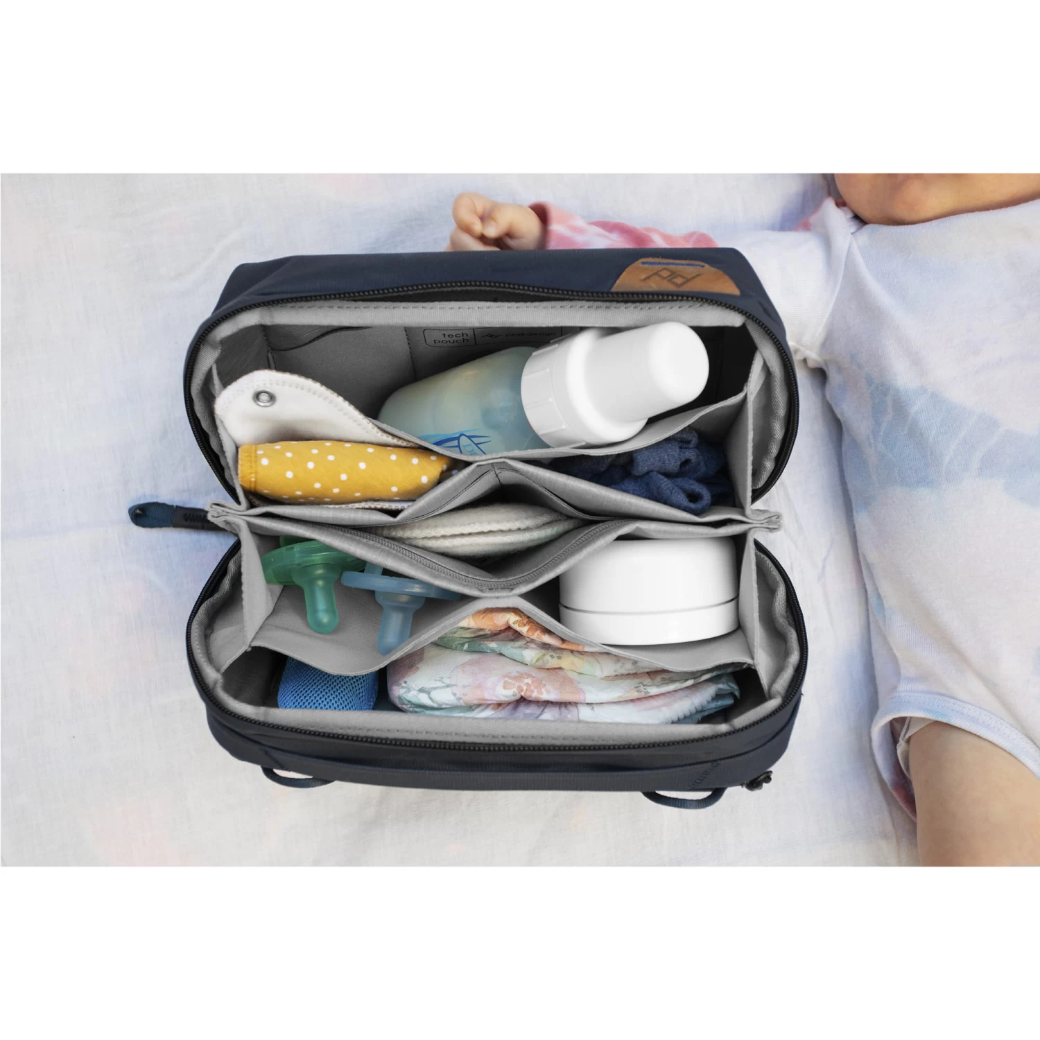 Peak Design Tech Pouch - Midnight (Blau) - Organizer-Tasche Für Smartphones, Kabel Etc. – Bild 4