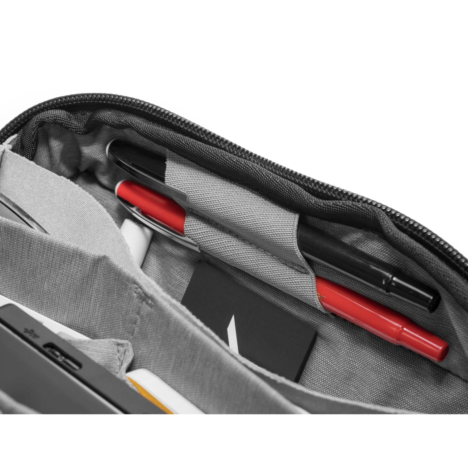 Peak Design Tech Pouch - Sage (Salbeigrün) - Organizer-Tasche Für Smartphones, Kabel Etc. – Bild 7