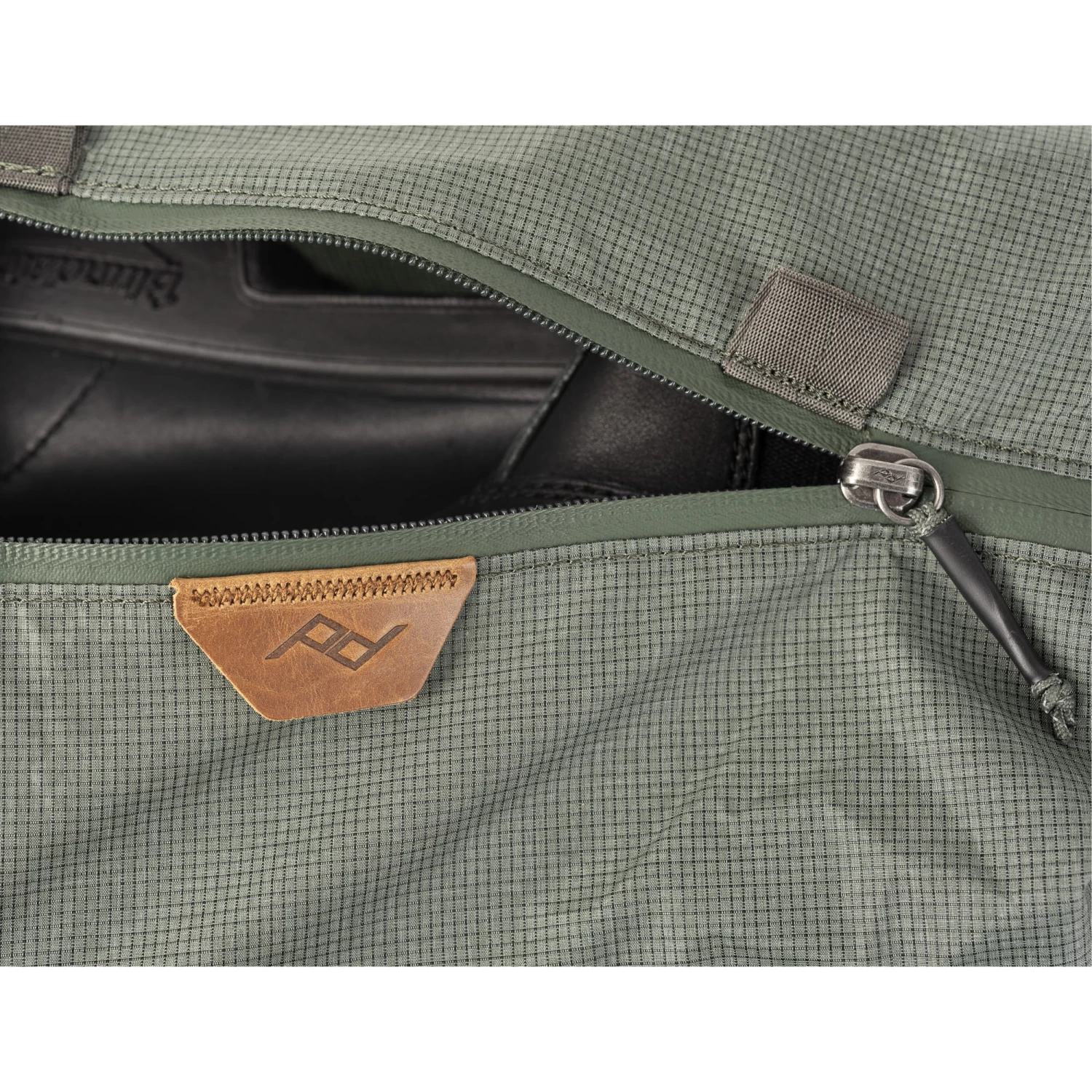 Peak Design Shoe Pouch Schuhbeutel Sage (Salbeigrün) – Bild 5